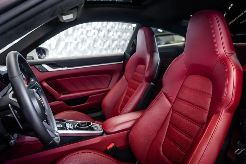 Porsche 911 Turbo S* Lift* SportChrono* Pano* Bose* Лизинг, снимка 13 - Автомобили и джипове - 50845742