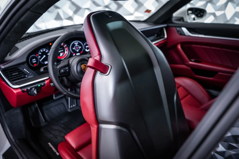 Porsche 911 Turbo S* Lift* SportChrono* Pano* Bose* Лизинг, снимка 14 - Автомобили и джипове - 50845742