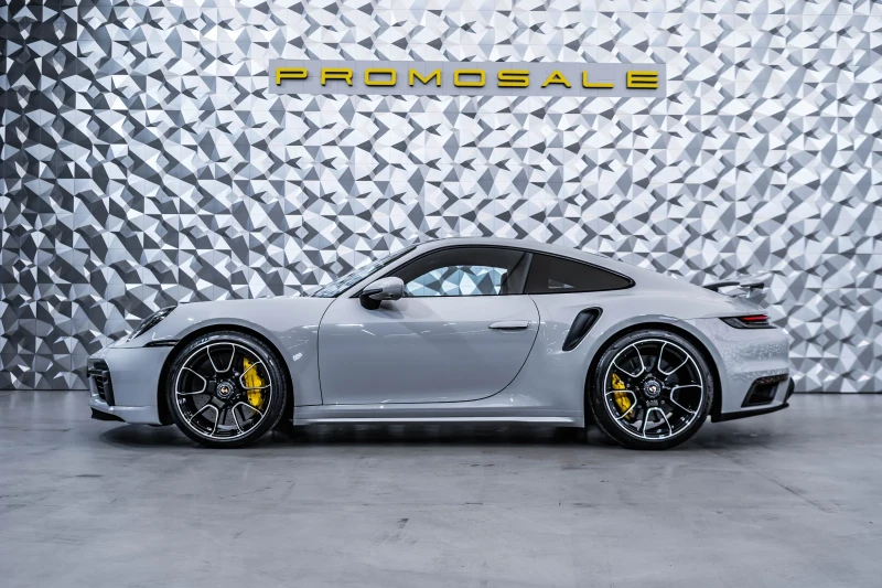 Porsche 911 Turbo S* Lift* SportChrono* Pano* Bose* Лизинг, снимка 3 - Автомобили и джипове - 50845742