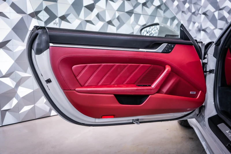 Porsche 911 Turbo S* Lift* SportChrono* Pano* Bose* Лизинг, снимка 7 - Автомобили и джипове - 50845742