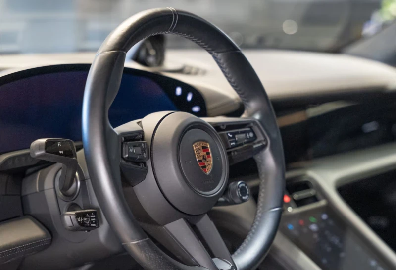 Porsche Taycan TURBO/680HP/ГАРАНЦИЯ/360/BOSE/PANO/4X4/94kWh/827v, снимка 9 - Автомобили и джипове - 52493360