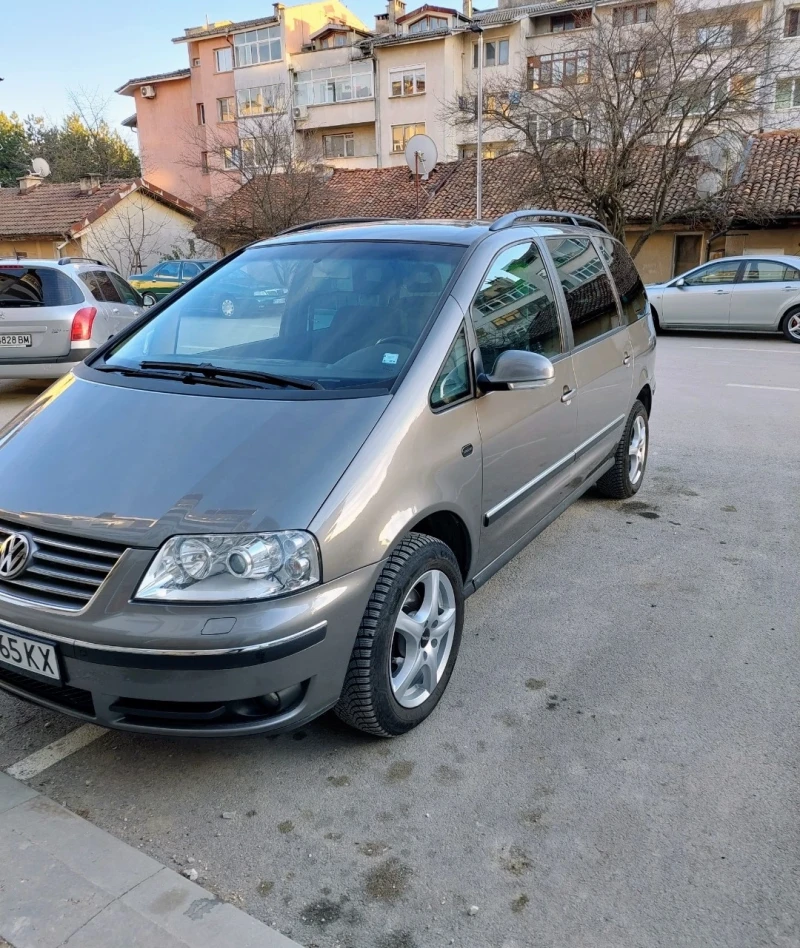 VW Sharan, снимка 2 - Автомобили и джипове - 52659377