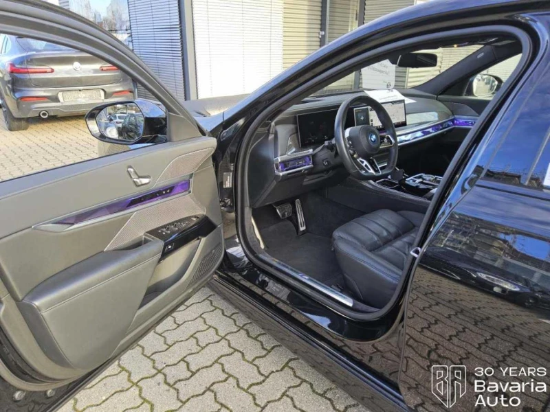 BMW i7 50 eDrive M Sport Paket, снимка 5 - Автомобили и джипове - 53158916