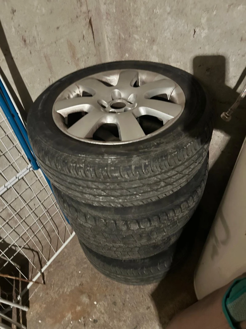 VW Golf 1, 6 16v, снимка 8 - Автомобили и джипове - 53246663