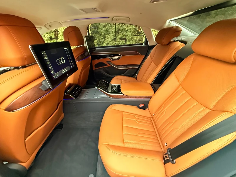 Audi A8 6.0TFSI V8 Long/Ceramic/3xTV/Exclusive/FULL, снимка 13 - Автомобили и джипове - 53327071