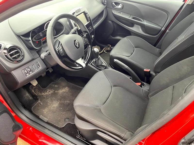 Renault Clio 1.5 DCI, снимка 7 - Автомобили и джипове - 32417819