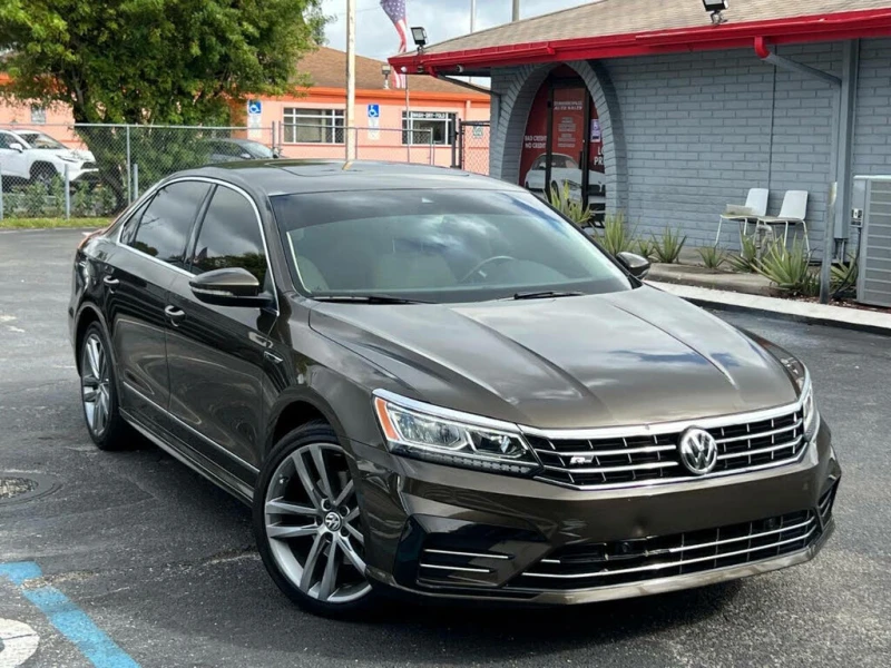 VW Passat R-Line HeadUp* АвтоКредит* (ЦЕНА ДО БГ) - 24599 лв. - 88259687 1