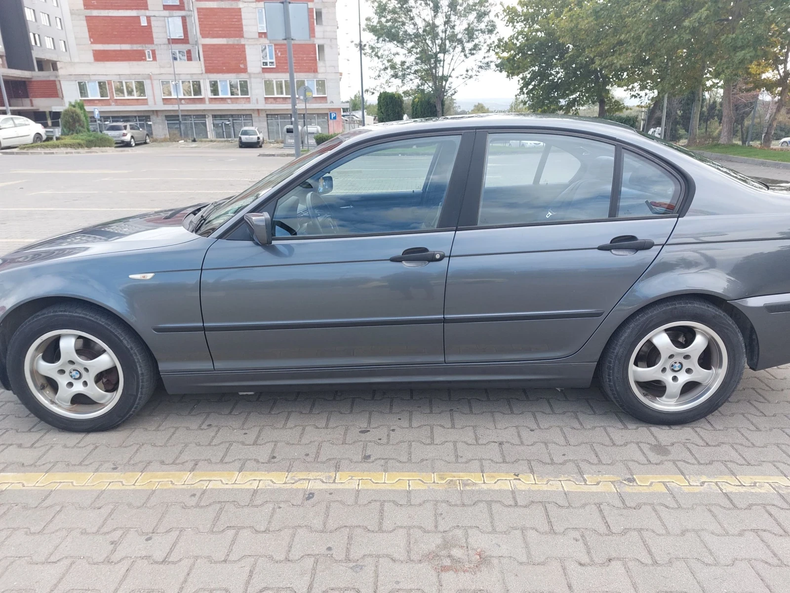 BMW 318 2.0 143кс - изображение 7