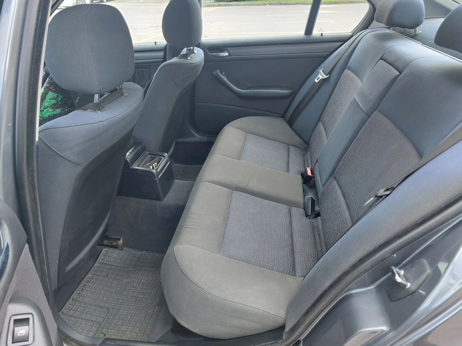 BMW 318 2.0 143кс | Mobile.bg — изображение 12