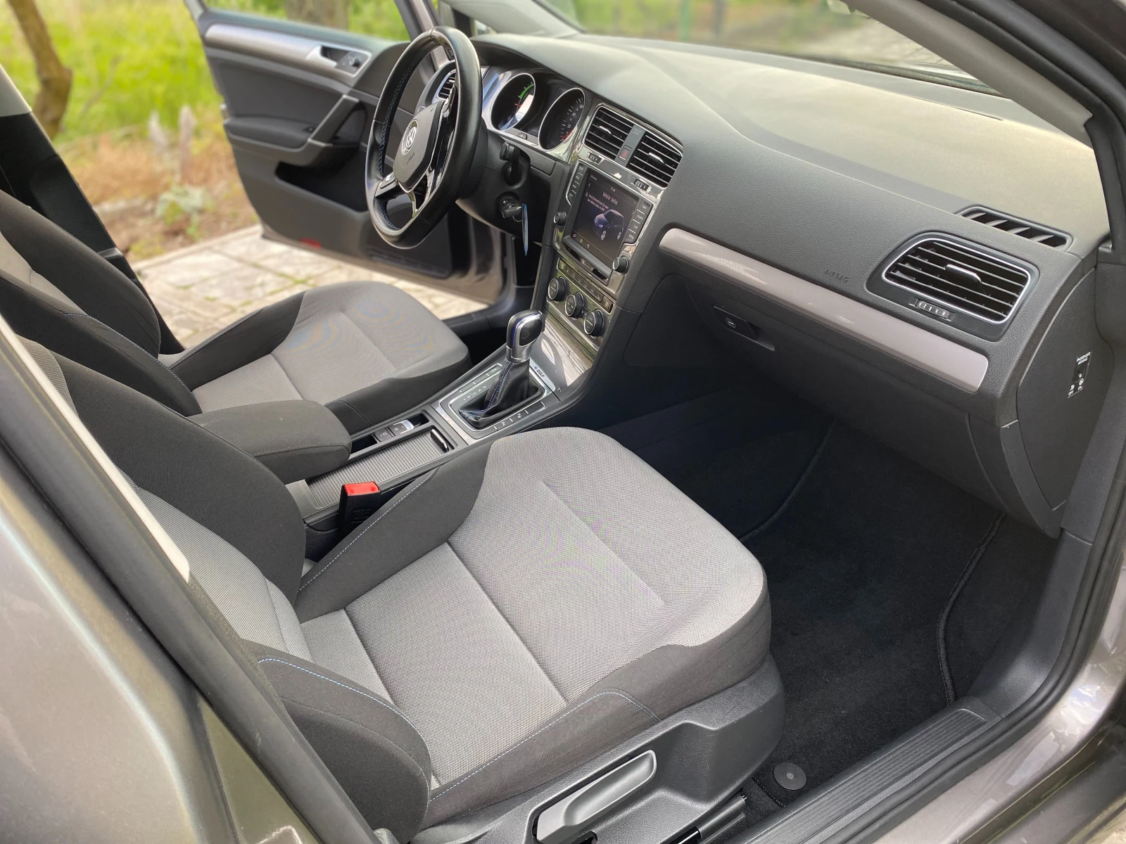 VW Golf E-Golf | Mobile.bg   12