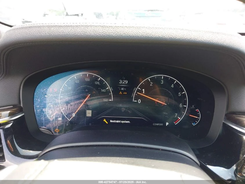 BMW 640 GT XDRIVE/ DISTRONIC/HEAD-UP/ПОДГРЕВИ - изображение 8