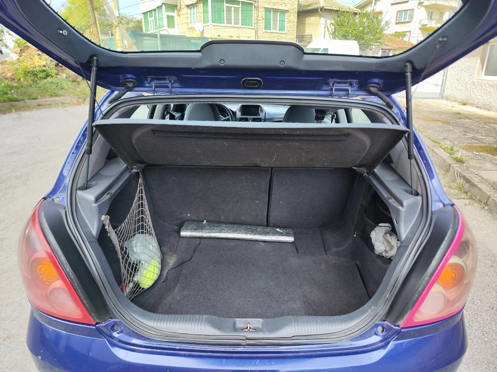 Nissan Almera 1.5 dci - изображение 7