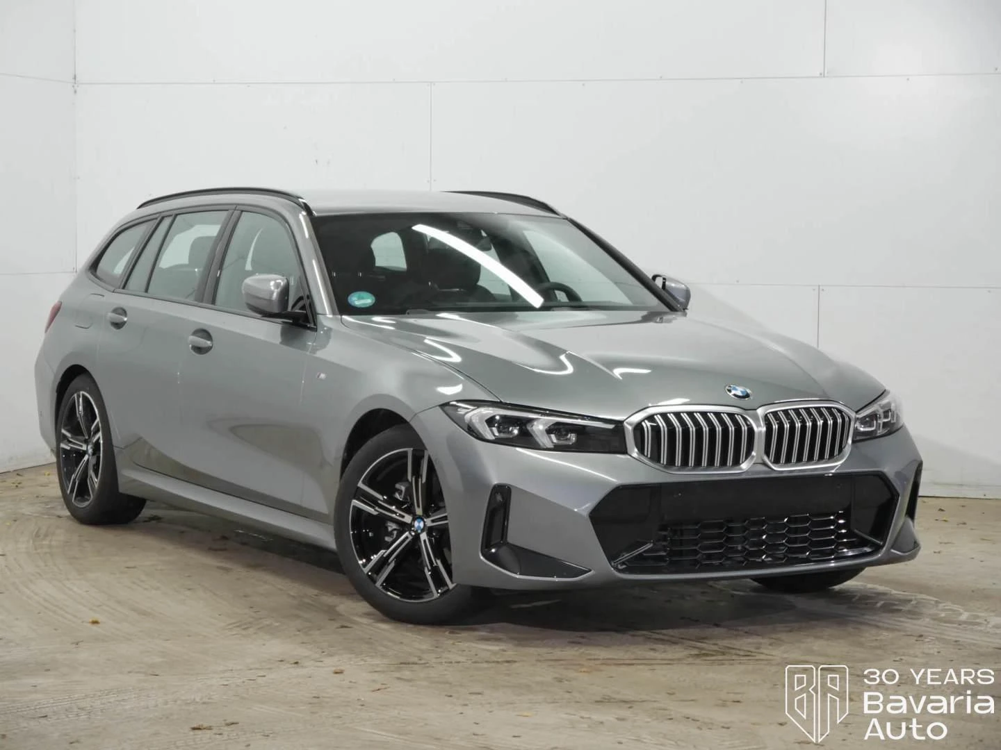 BMW 318 i Touring M Sport Paket Steptronic - изображение 4