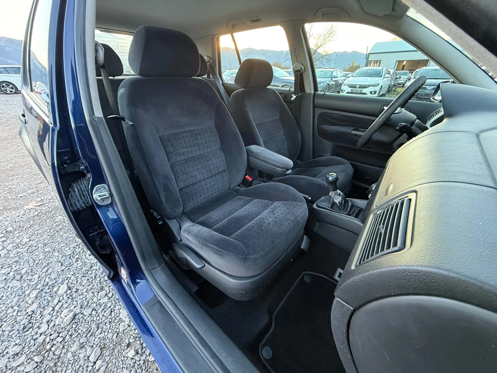 VW Golf 1.4i 75. * *  | Mobile.bg   13