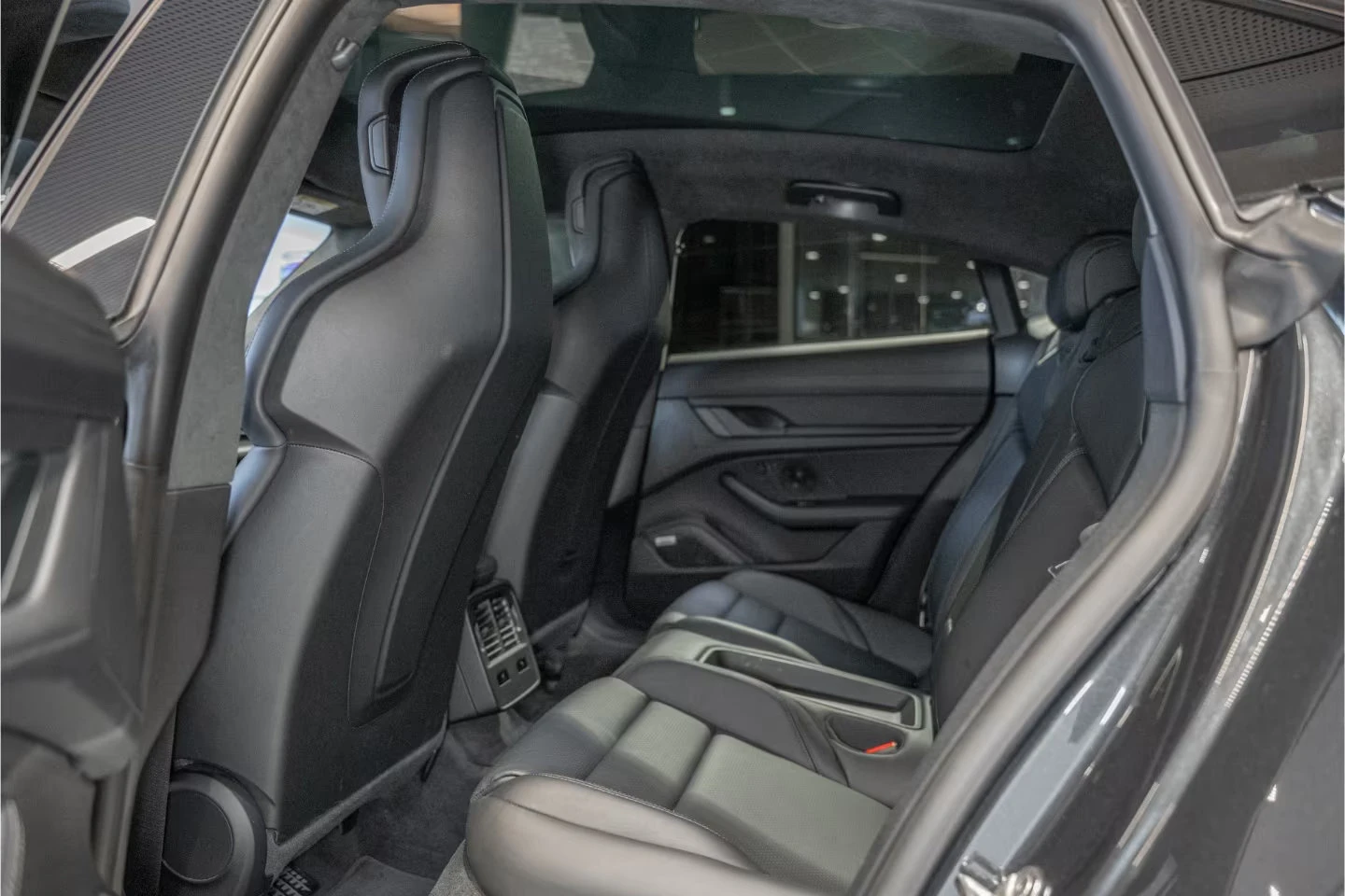 Porsche Taycan TURBO/680HP//360/BOSE/PANO/4X4/94kWh/827v | Mobile.bg   11