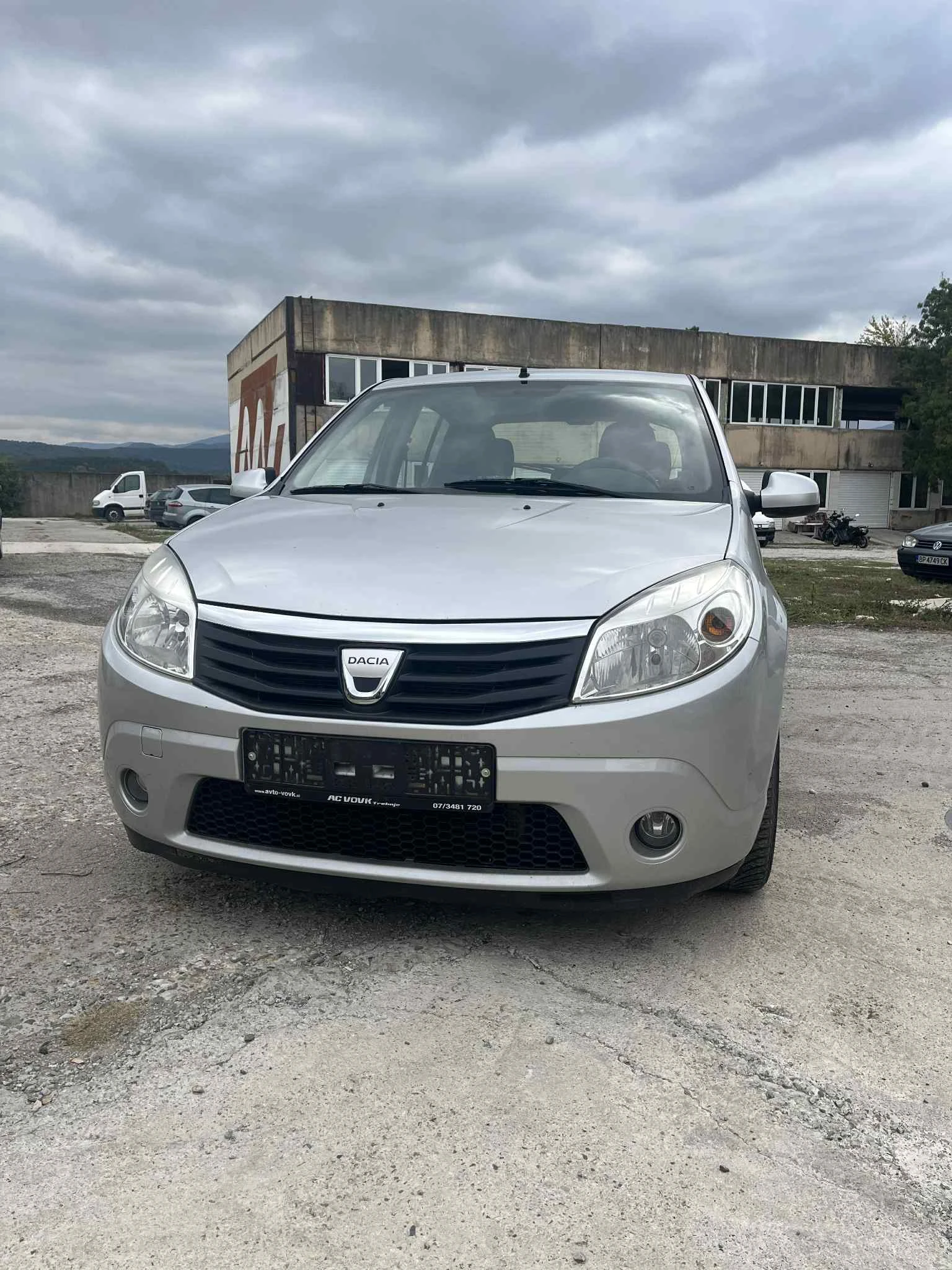 Dacia Sandero 1.6 | Mobile.bg � ����������� 1