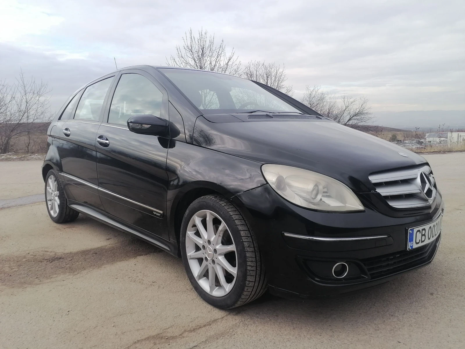 Mercedes-Benz B 180 AUTOTRONIC, снимка 5 - Автомобили и джипове - 53704374