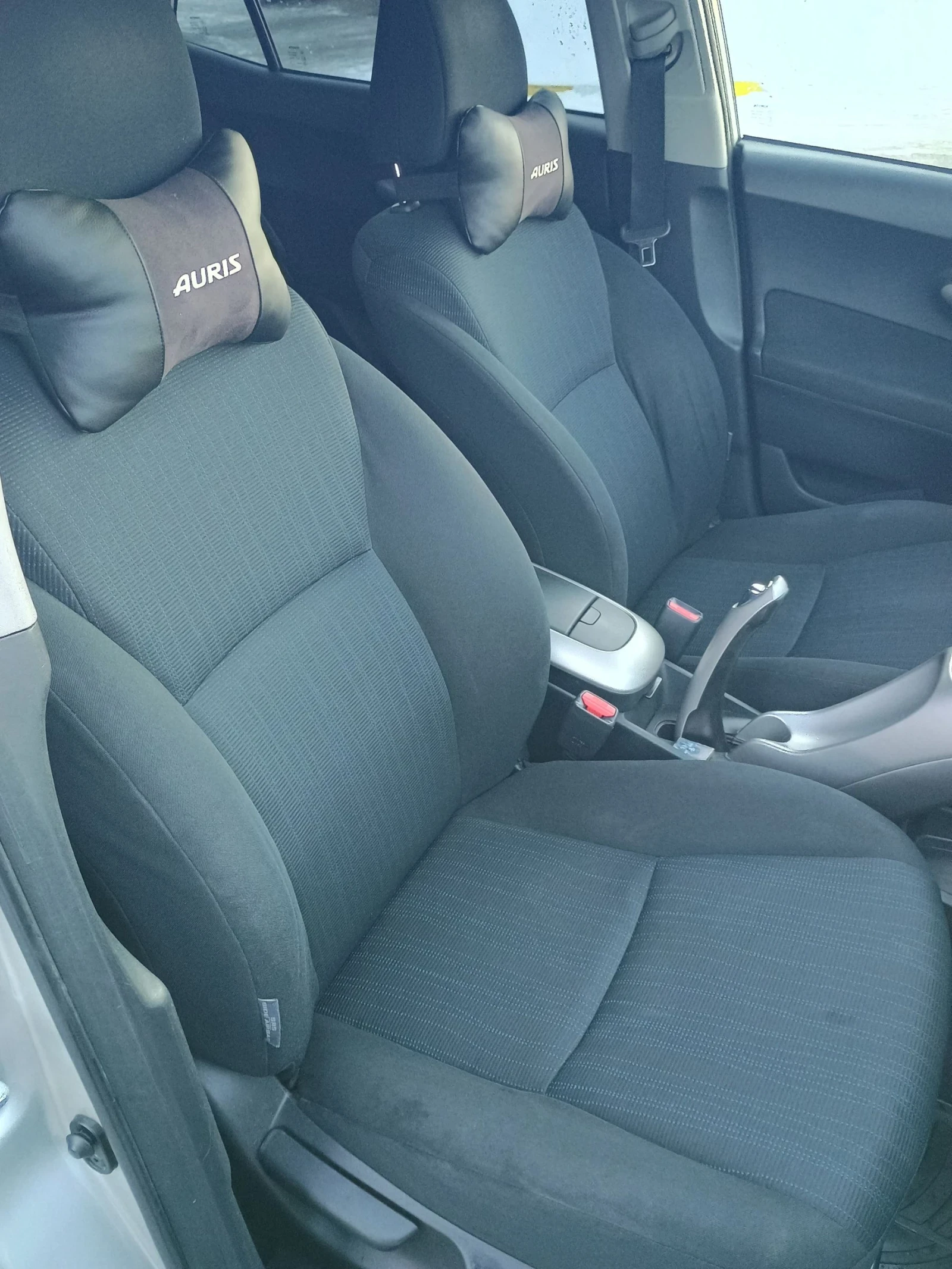 Toyota Auris, снимка 7 - Автомобили и джипове - 54175025