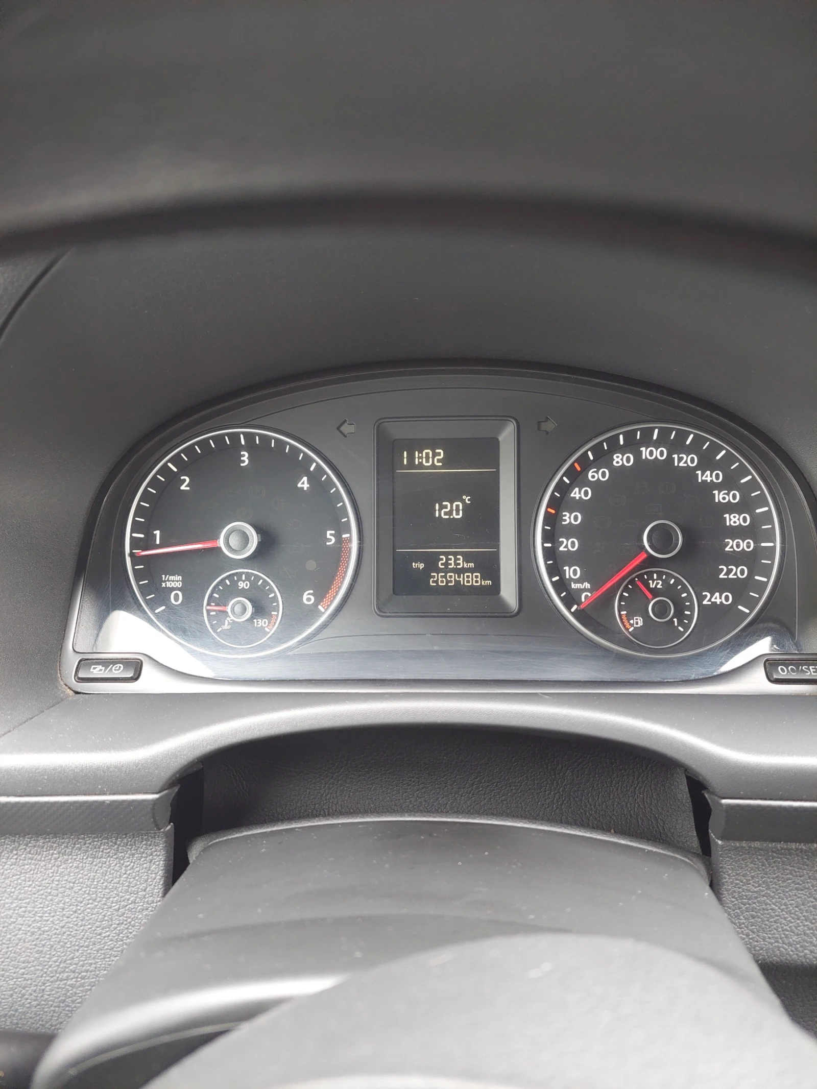 VW Caddy, снимка 2 - Автомобили и джипове - 54215594