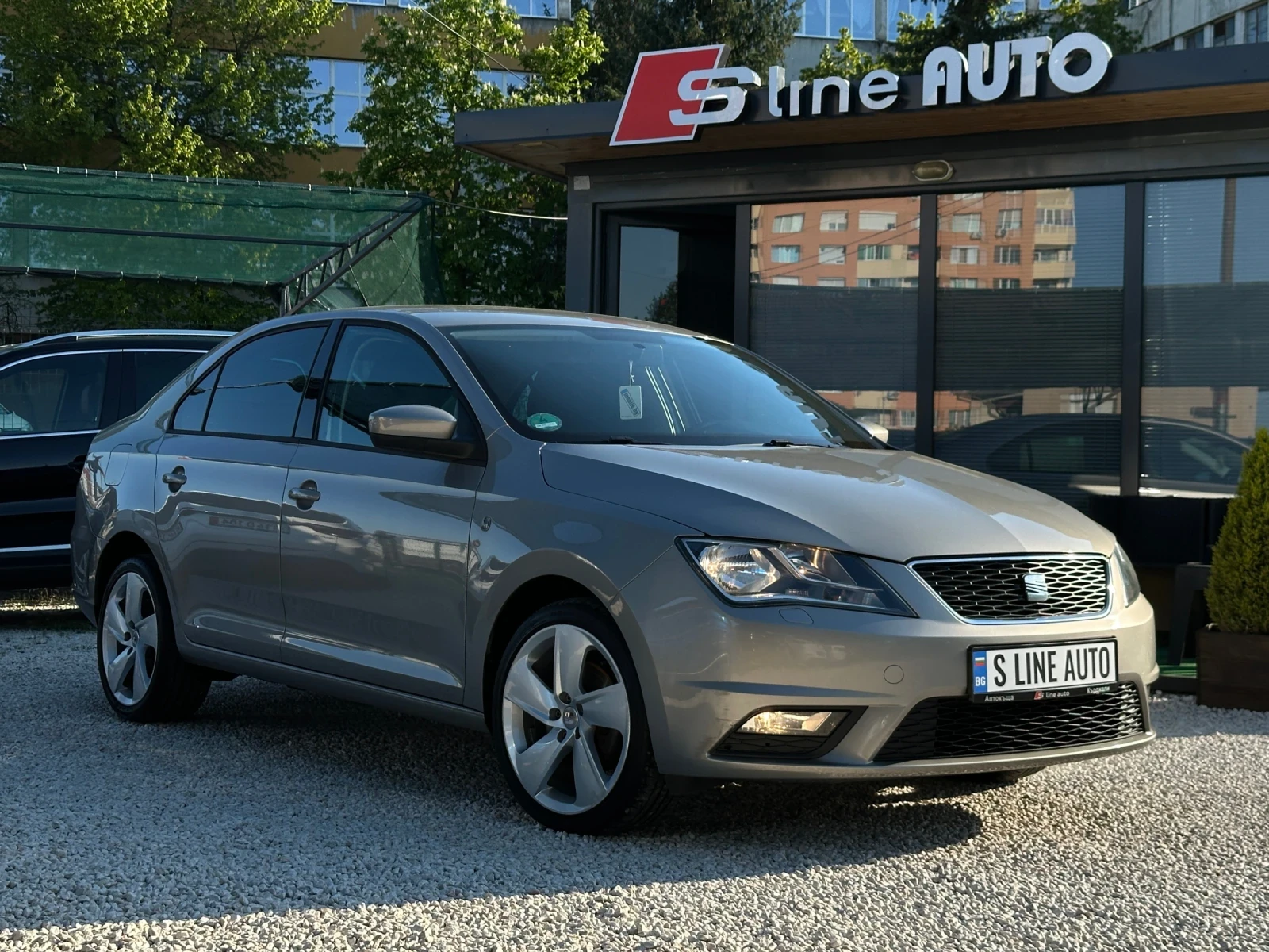 Seat Toledo Style* 1.6 TDI* 105 k.c* , снимка 3 - Автомобили и джипове - 54428345