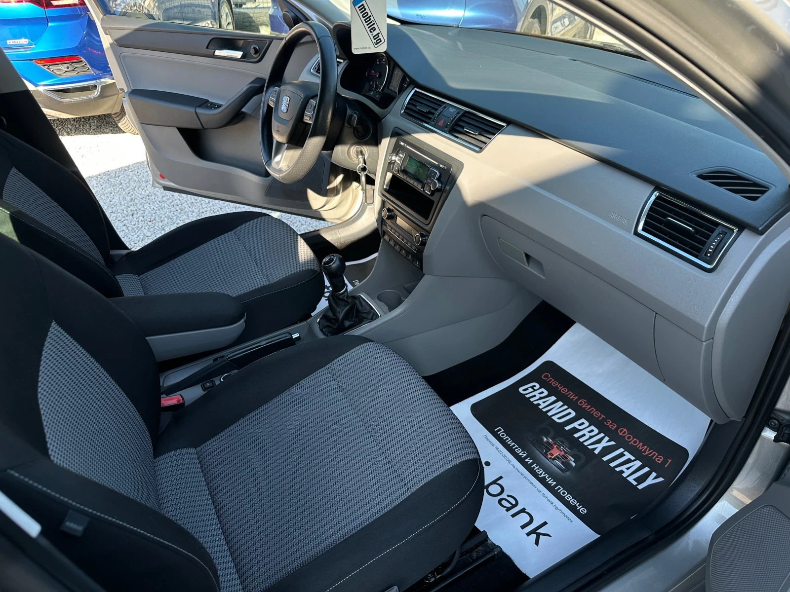 Seat Toledo Style* 1.6 TDI* 105 k.c* , снимка 11 - Автомобили и джипове - 54428345
