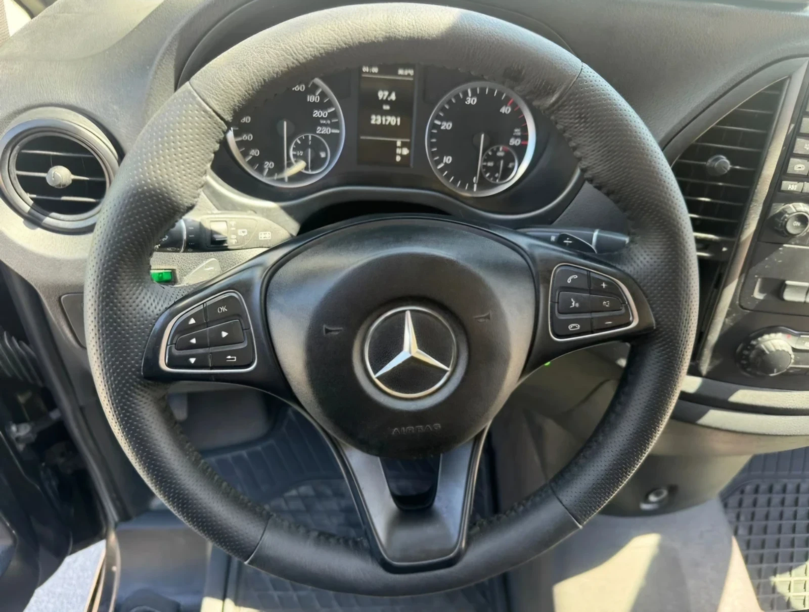 Mercedes-Benz V 300 Vito Tourer 4x4 Дълга База, снимка 11 - Автомобили и джипове - 54776997