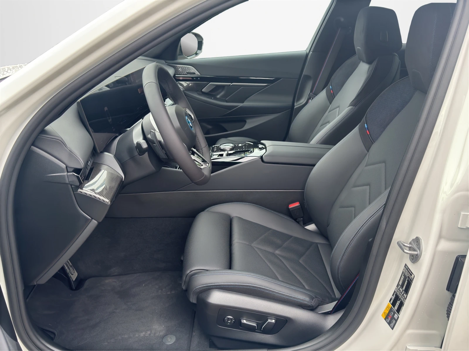 BMW 530E xDrive Sedan, снимка 6 - Автомобили и джипове - 54939291