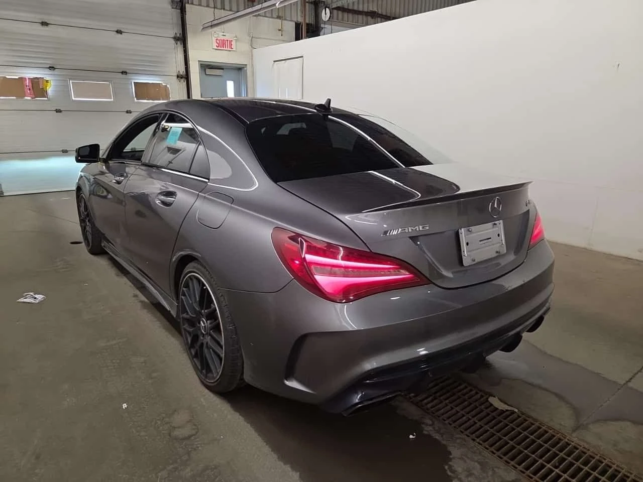 Mercedes-Benz CLA 45 AMG  / ПАНОРАМА / ПОДГРЕВ / ЦЕНА ДО БЪЛГАРИЯ , снимка 4 - Автомобили и джипове - 55206478