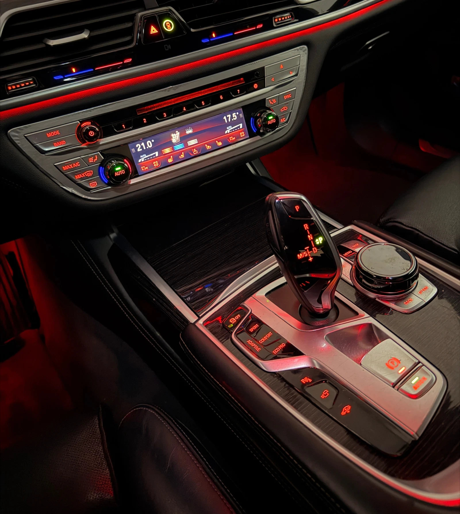 BMW 750 Li Всички Екстри, снимка 9 - Автомобили и джипове - 55575031