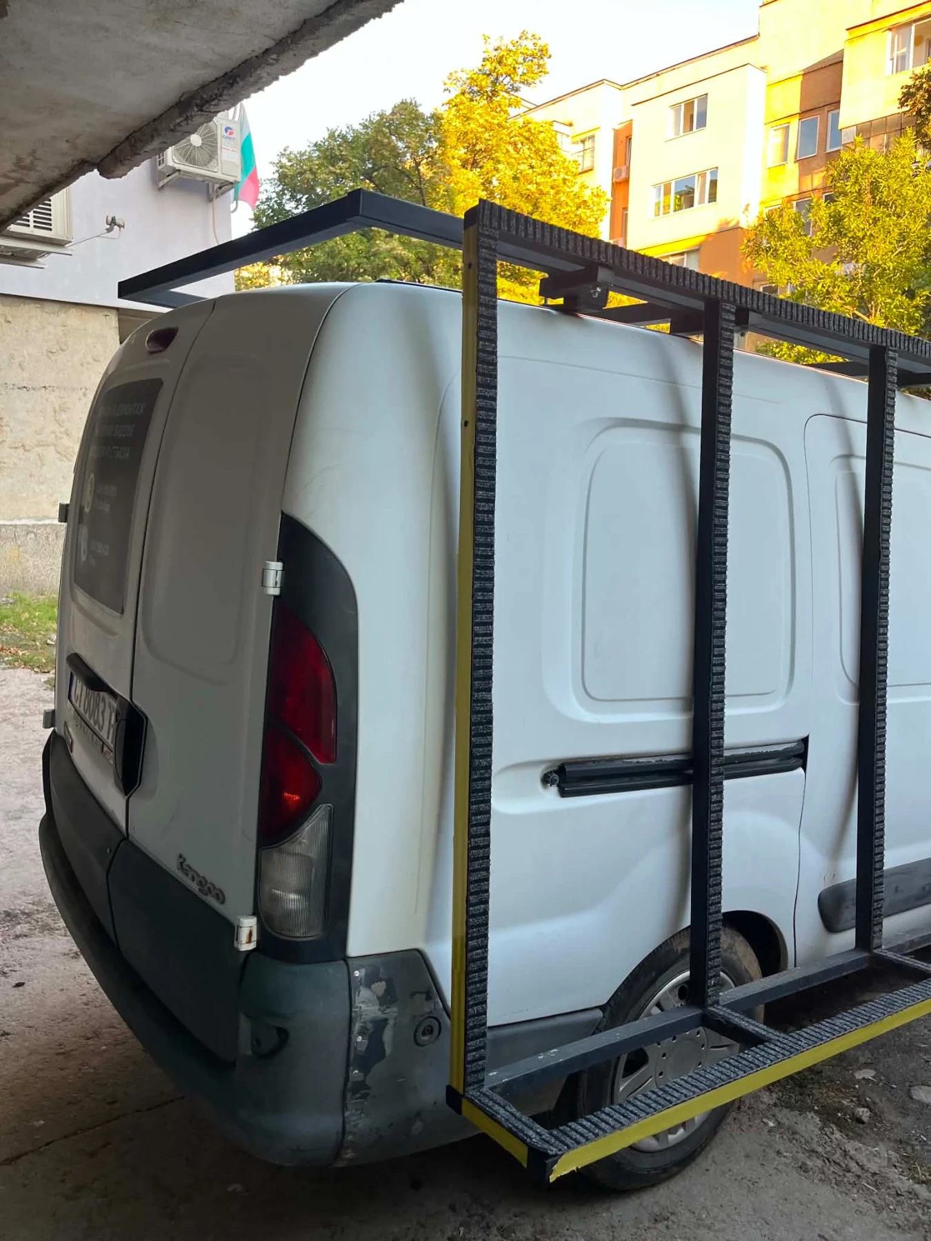 Renault Kangoo 1.9 D, снимка 5 - Автомобили и джипове - 56445532