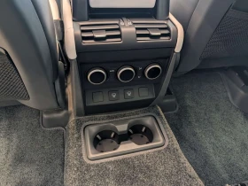 Land Rover Defender * V8 * 2 КЛЮЧА* ПОДГРЕВ* KEYLESS* , снимка 12