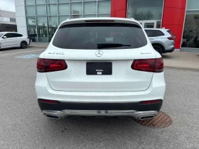 Mercedes-Benz GLC 300 * CARFAX * ПАНО * KEYLESS * КЛИП НА МОТОРА, снимка 4