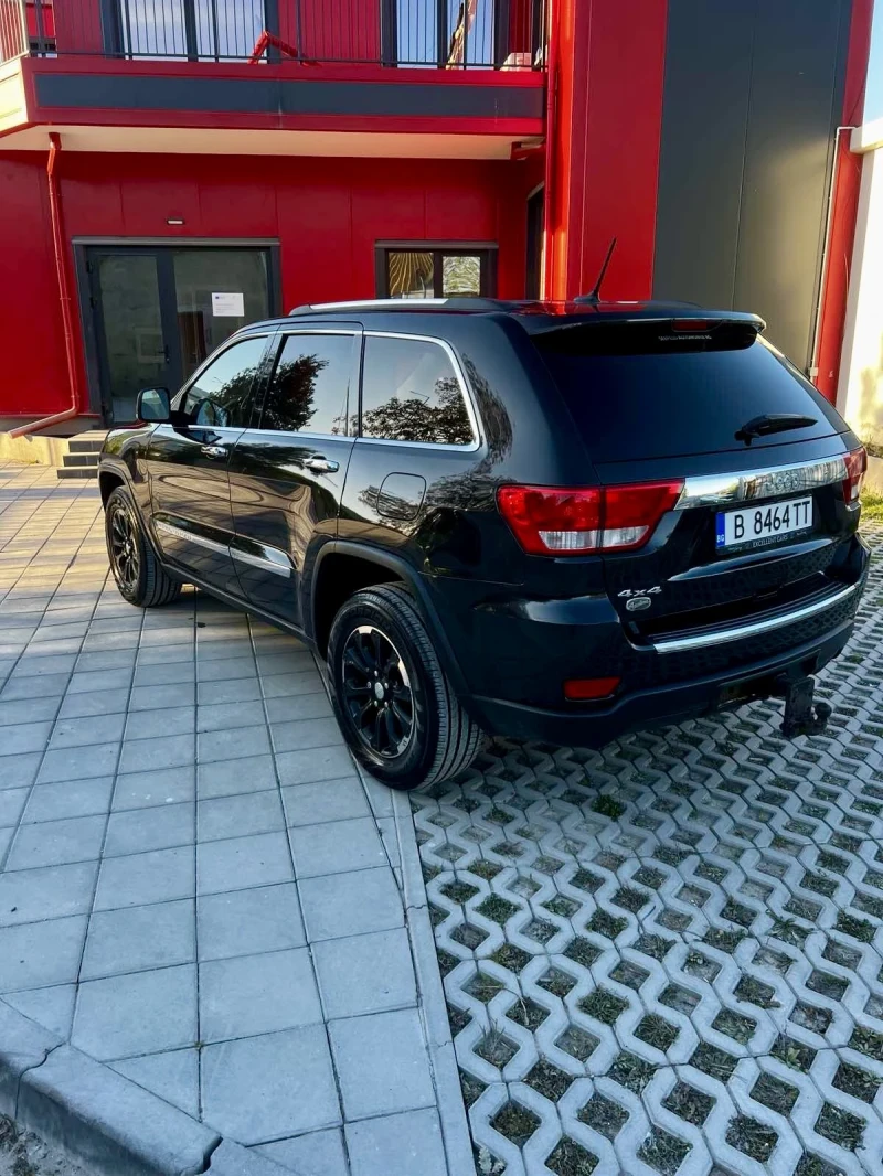 Jeep Grand cherokee Overland, снимка 4 - Автомобили и джипове - 50087917