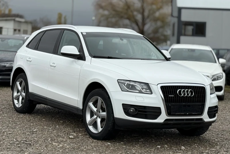 Audi Q5 3.0TDi 239к.с * Навигация* * Ксенон* 