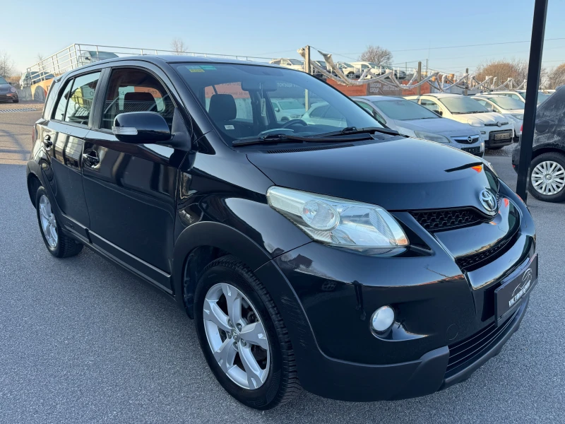 Toyota Urban Cruiser 1.4 D4D 4X4 НОВ ВНОС, снимка 3 - Автомобили и джипове - 52855209