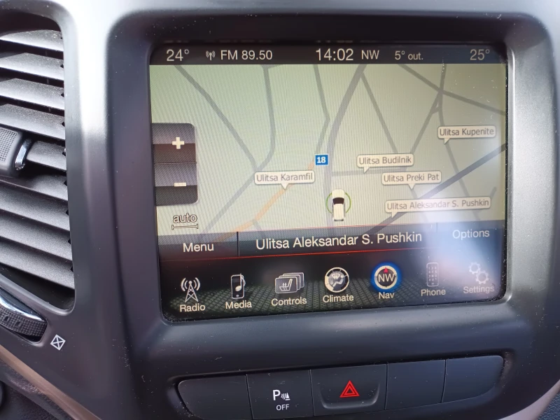 Jeep Cherokee, снимка 12 - Автомобили и джипове - 53525480