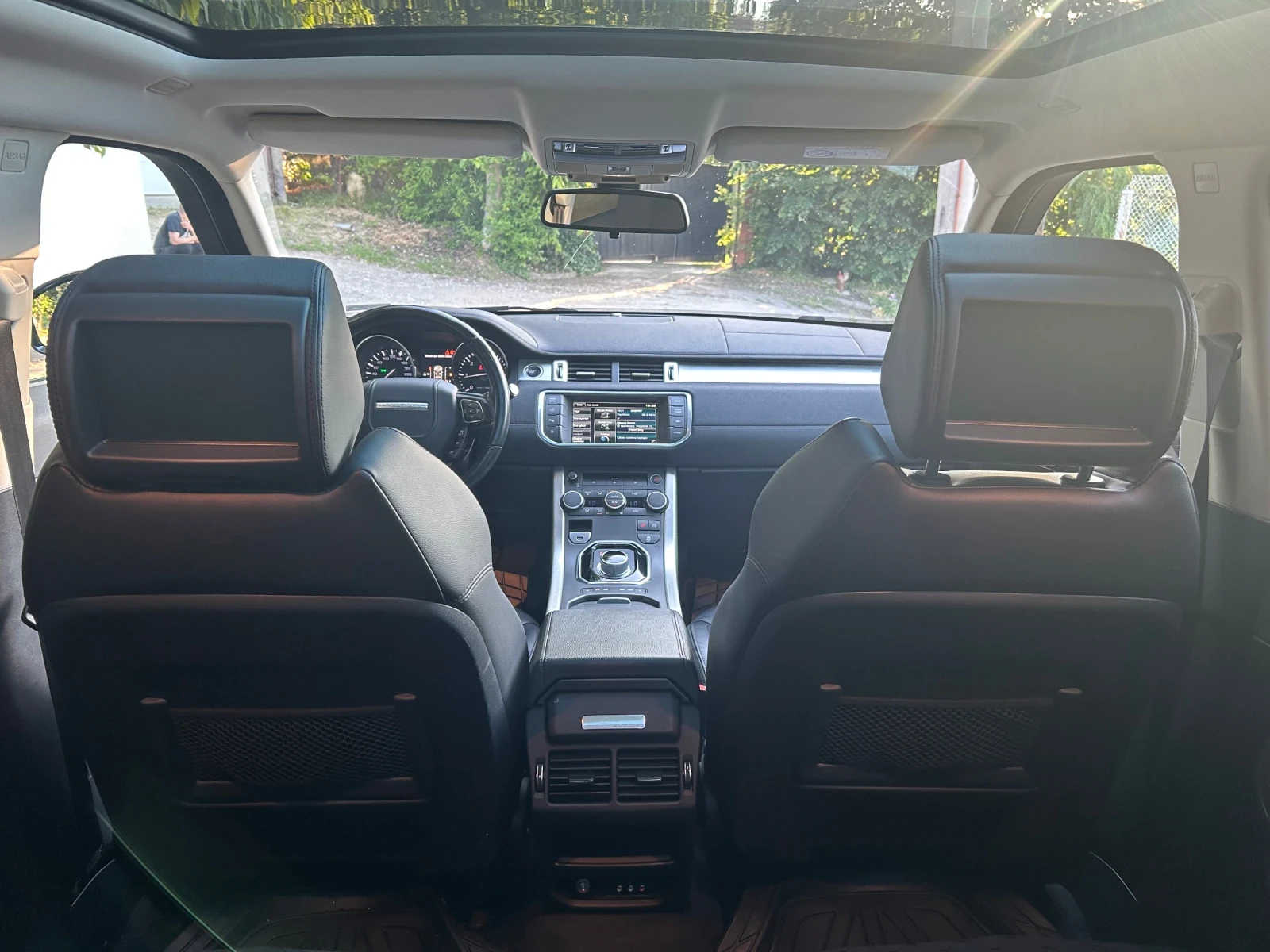 Land Rover Range Rover Evoque перфектно състояние - изображение 9