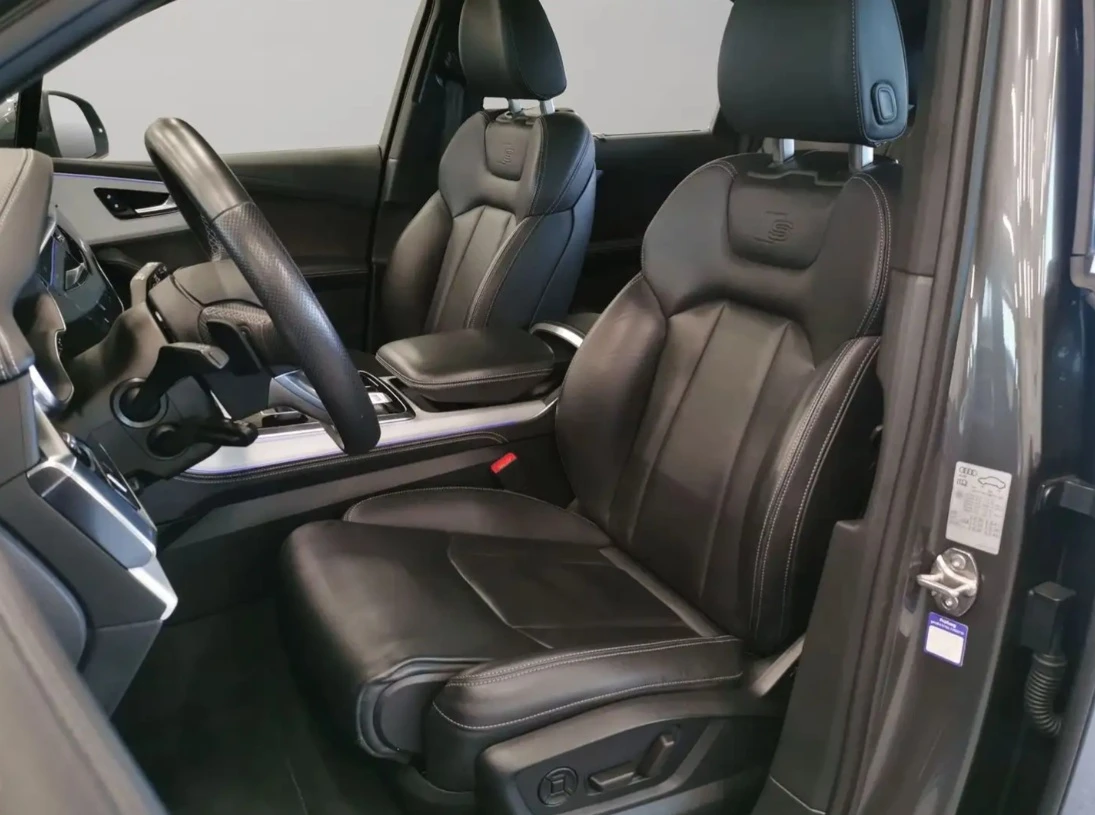 Audi Q7 55 TFSI Quattro - изображение 7