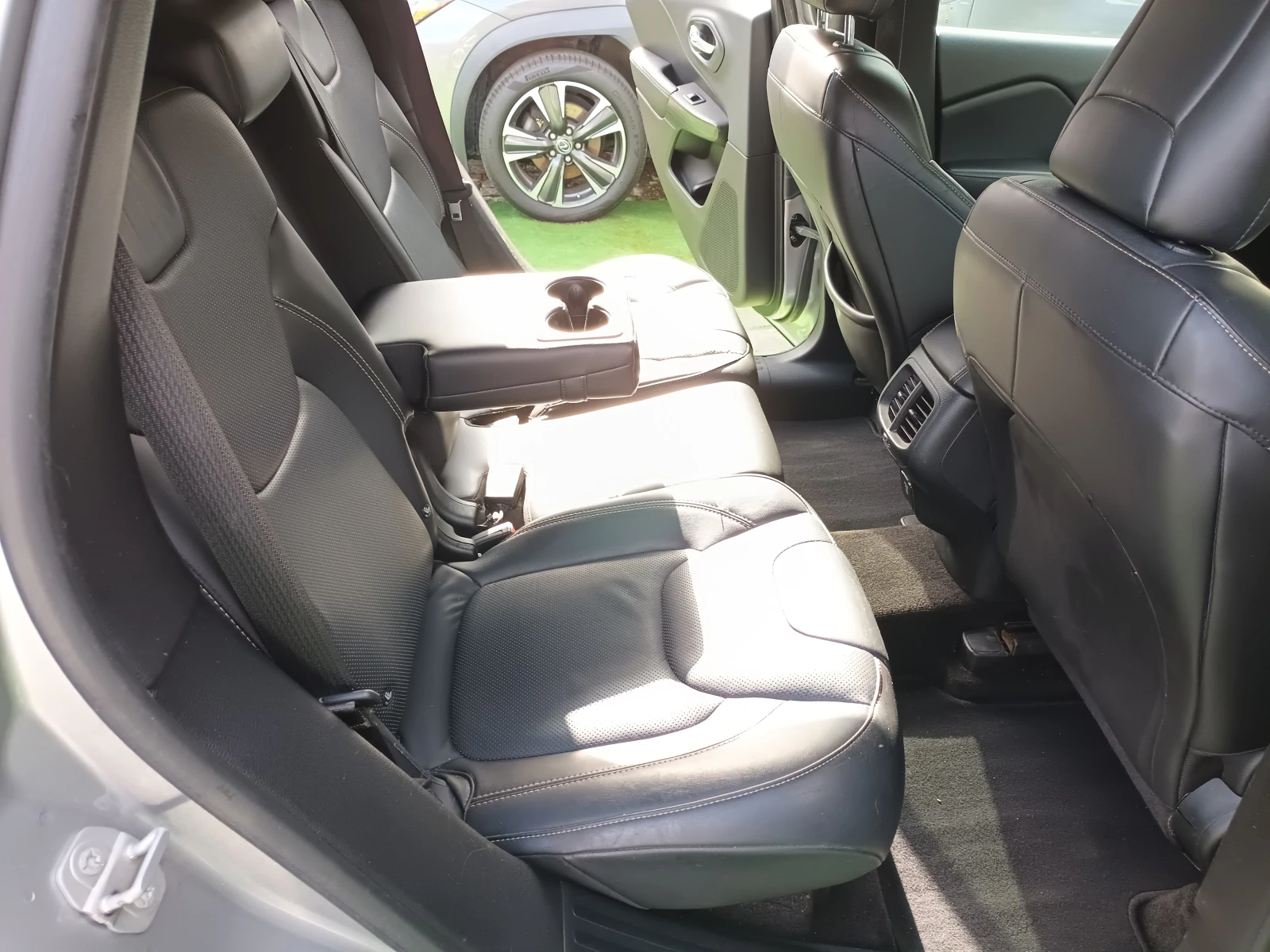 Jeep Cherokee  - изображение 9