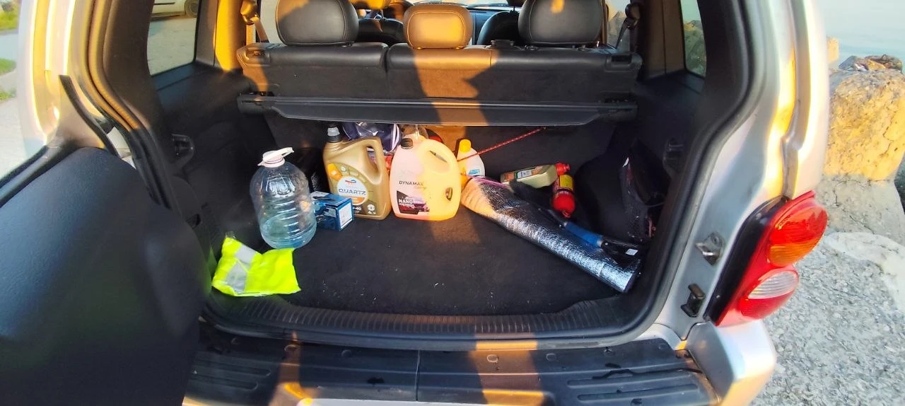 Jeep Cherokee CRD Limited, снимка 10 - Автомобили и джипове - 54159845