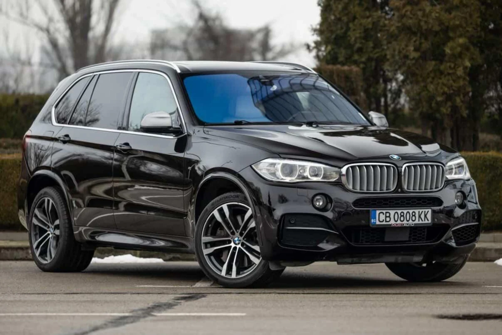 BMW X5 M50D 3xTV Individual Full