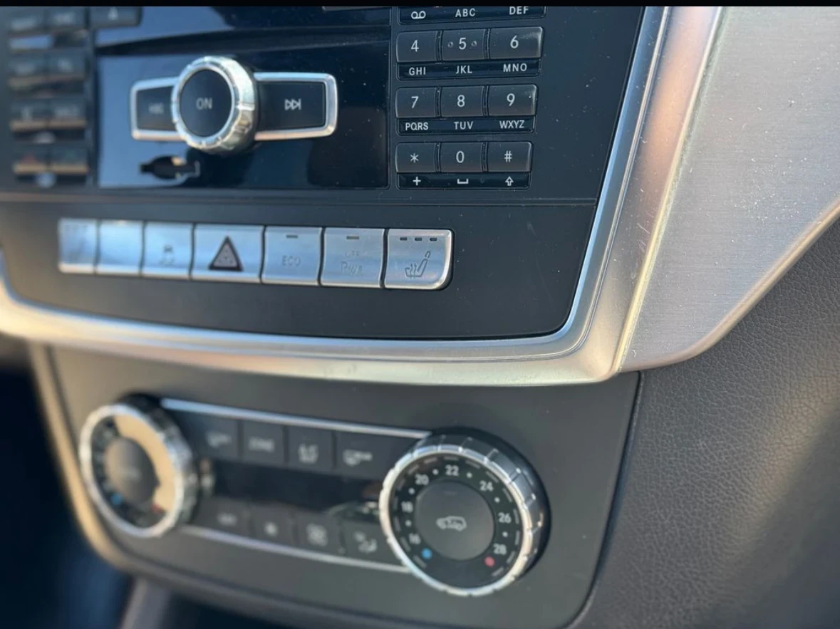 Mercedes-Benz ML 350 CDI BlueTecPanoLEDER BraunAHKNAVI, снимка 12 - Автомобили и джипове - 54495906