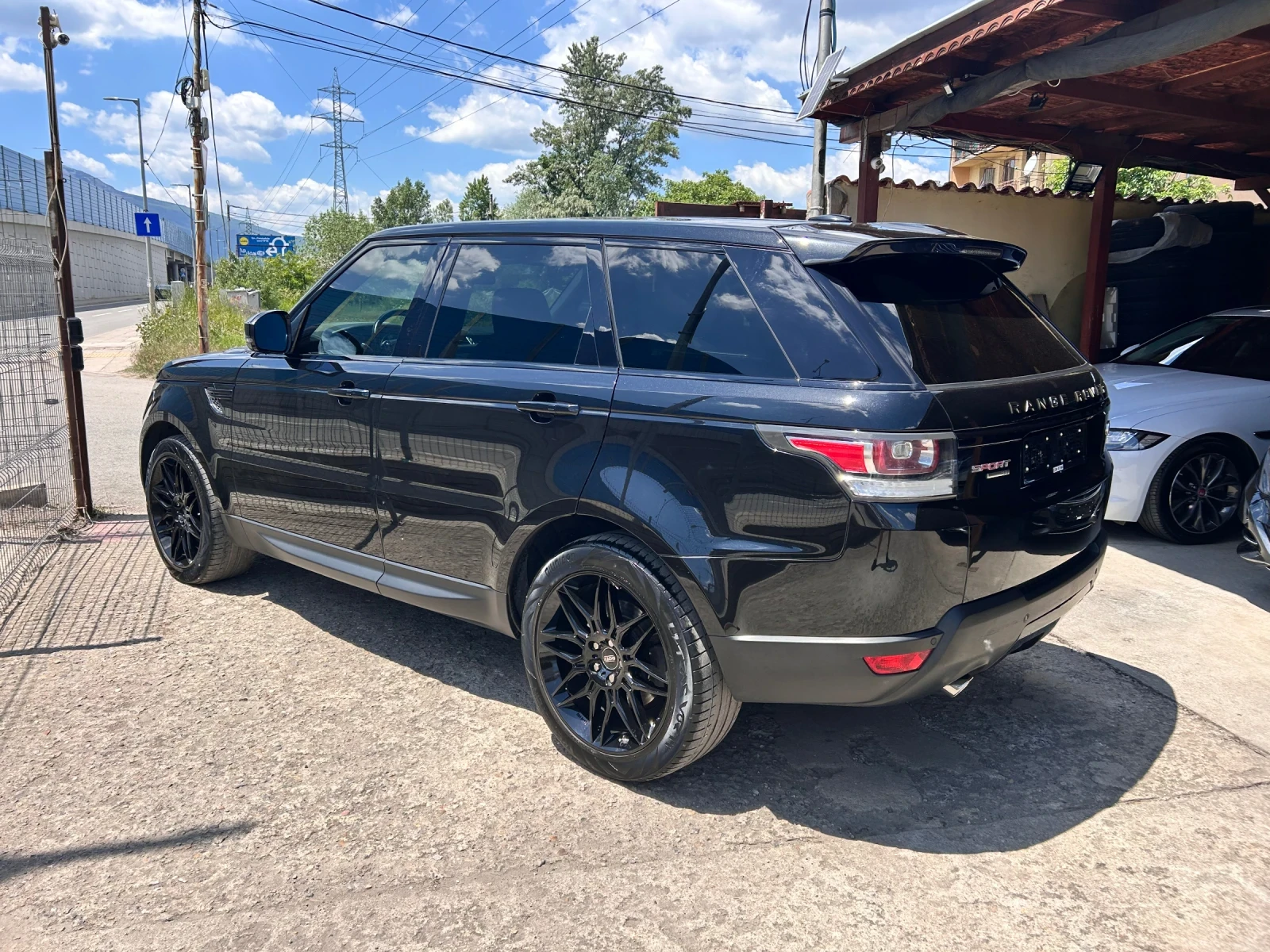 Land Rover Range Rover Sport 3.0TDV6 HSE, снимка 2 - Автомобили и джипове - 54814988