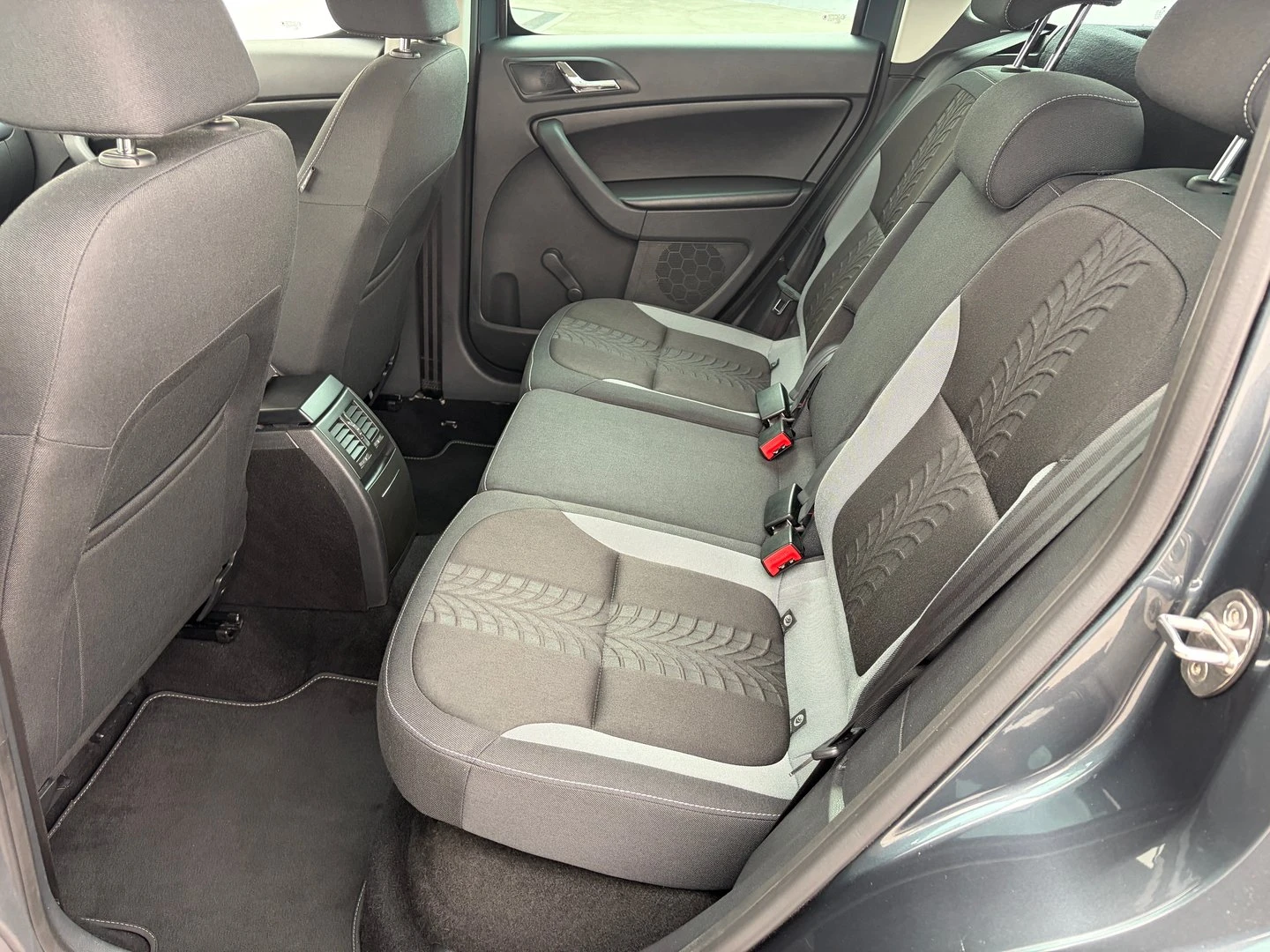 Skoda Yeti | Mobile.bg � ����������� 7