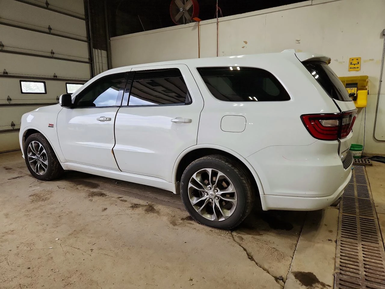 Dodge Durango 5.7l R, снимка 2 - Автомобили и джипове - 56175591