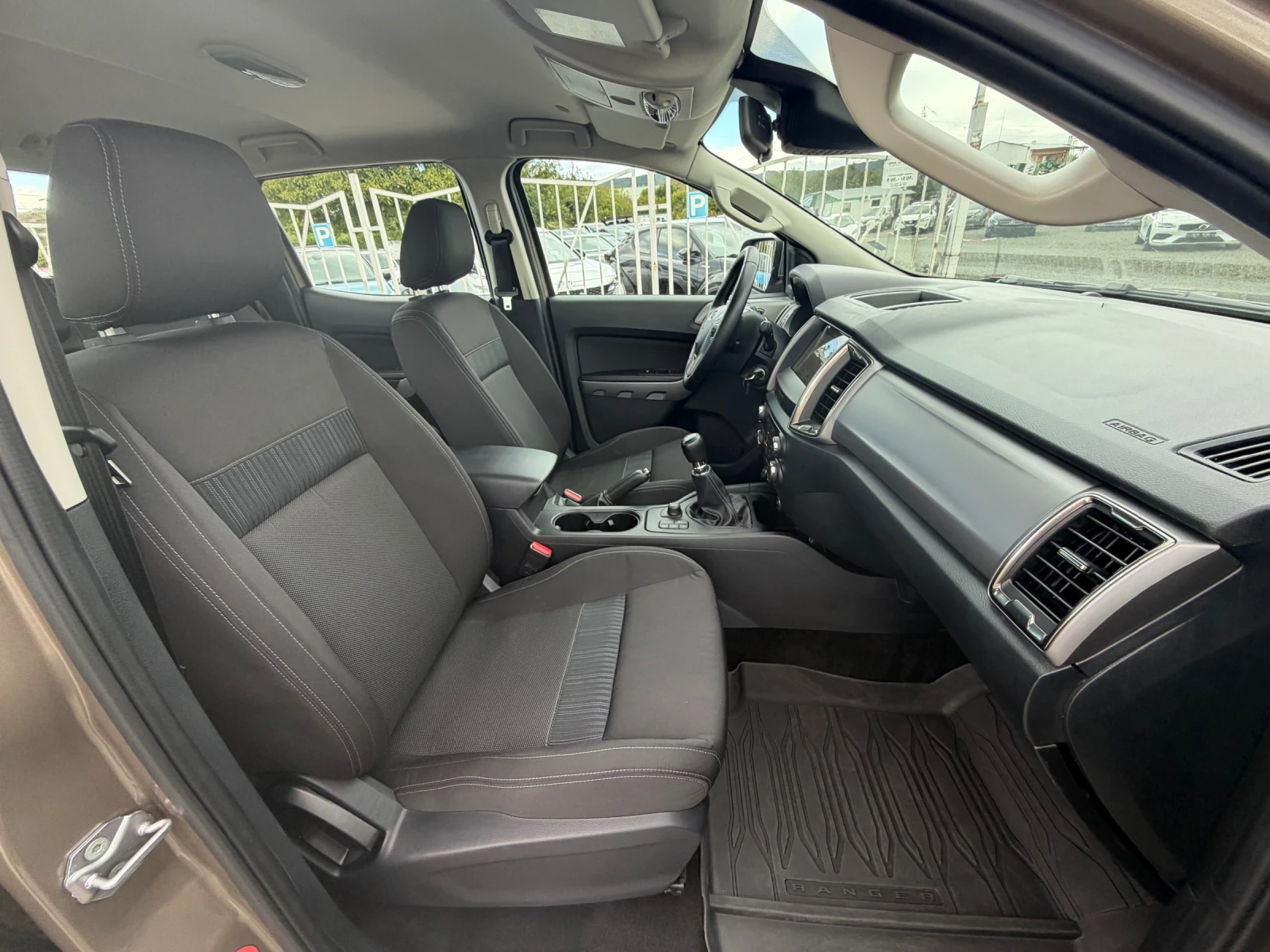 Ford Ranger 2.0 / 4Х4 / 22 600 км / ГАРАНЦИОНЕН / ЕВРО6 , снимка 12 - Автомобили и джипове - 56202189