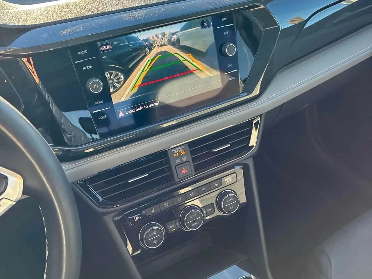 VW Taos, снимка 9 - Автомобили и джипове - 56728753
