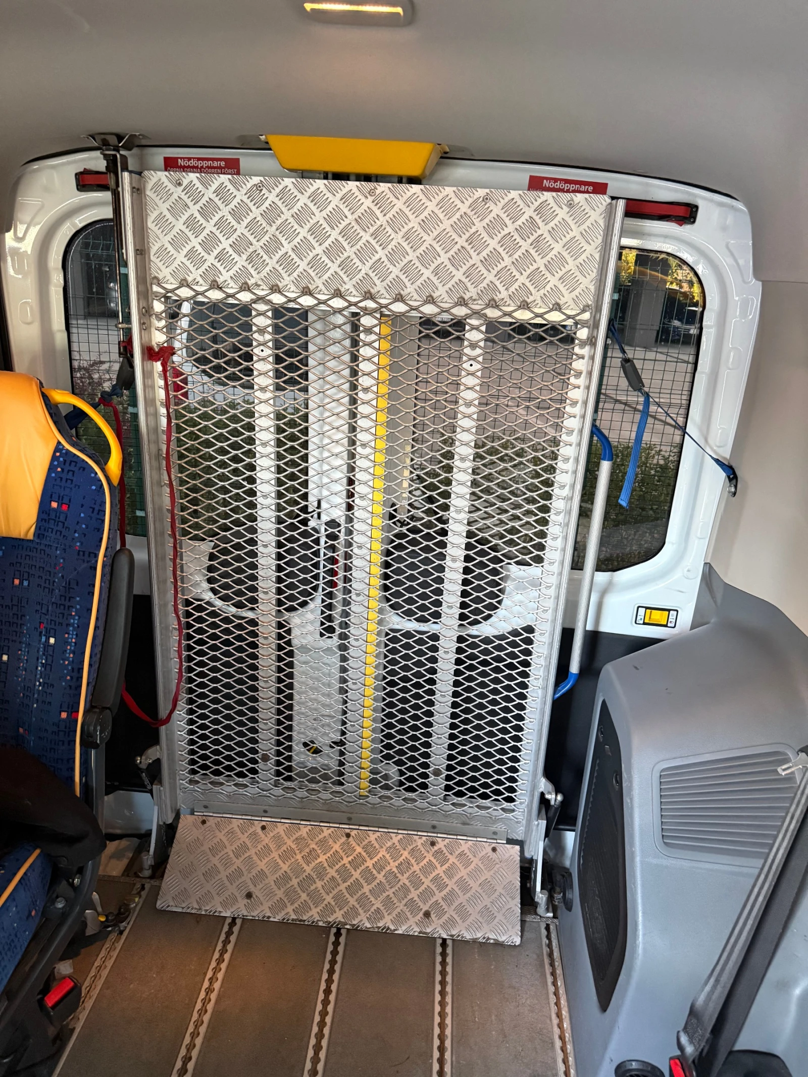 Ford Transit, снимка 4 - Бусове и автобуси - 54722344