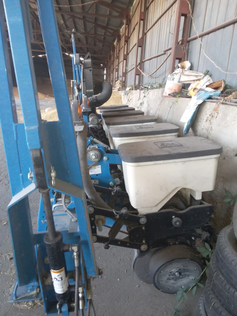 Сеялка Kinze 3115, снимка 3 - Селскостопанска техника - 52562220