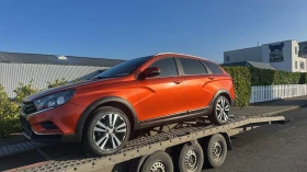 Lada Vesta 2 броя Седан и Комби Cross - На части , снимка 2
